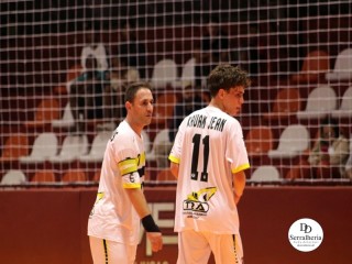 
<a style='margin-left: 5px;' class='btn btn-xs btn-social btn-facebook' href='https://www.facebook.com/sharer/sharer.php?u=https://ko-boladovale.web.getmuller.com.br/imgs/800-800-90/conteudo/fotos/1947/img4137.jpg' rel='popup' data-width='500' data-height='400'><i class='fa fa-facebook'></i>Compartilhar <span class='hidden-xs'>no Facebook</span>
</a> 
<a class='btn btn-default btn-xs' target='_blank' href='imgs/800-800-90/conteudo/fotos/1947/img4137.jpg'>
<span class='glyphicon glyphicon-cloud-download'></span> Salvar
</a> 
<span></span>