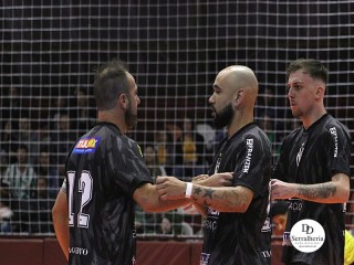 
<a style='margin-left: 5px;' class='btn btn-xs btn-social btn-facebook' href='https://www.facebook.com/sharer/sharer.php?u=https://ko-boladovale.web.getmuller.com.br/imgs/800-800-90/conteudo/fotos/1949/img4318.jpg' rel='popup' data-width='500' data-height='400'><i class='fa fa-facebook'></i>Compartilhar <span class='hidden-xs'>no Facebook</span>
</a> 
<a class='btn btn-default btn-xs' target='_blank' href='imgs/800-800-90/conteudo/fotos/1949/img4318.jpg'>
<span class='glyphicon glyphicon-cloud-download'></span> Salvar
</a> 
<span></span>