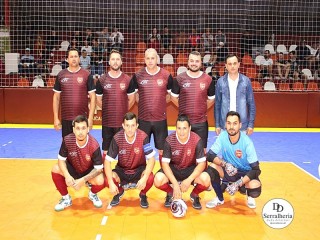 
<a style='margin-left: 5px;' class='btn btn-xs btn-social btn-facebook' href='https://www.facebook.com/sharer/sharer.php?u=https://ko-boladovale.web.getmuller.com.br/imgs/800-800-90/conteudo/fotos/1950/img4409.jpg' rel='popup' data-width='500' data-height='400'><i class='fa fa-facebook'></i>Compartilhar <span class='hidden-xs'>no Facebook</span>
</a> 
<a class='btn btn-default btn-xs' target='_blank' href='imgs/800-800-90/conteudo/fotos/1950/img4409.jpg'>
<span class='glyphicon glyphicon-cloud-download'></span> Salvar
</a> 
<span></span>