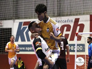 
<a style='margin-left: 5px;' class='btn btn-xs btn-social btn-facebook' href='https://www.facebook.com/sharer/sharer.php?u=https://ko-boladovale.web.getmuller.com.br/imgs/800-800-90/conteudo/fotos/1950/img4416.jpg' rel='popup' data-width='500' data-height='400'><i class='fa fa-facebook'></i>Compartilhar <span class='hidden-xs'>no Facebook</span>
</a> 
<a class='btn btn-default btn-xs' target='_blank' href='imgs/800-800-90/conteudo/fotos/1950/img4416.jpg'>
<span class='glyphicon glyphicon-cloud-download'></span> Salvar
</a> 
<span></span>