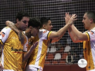 
<a style='margin-left: 5px;' class='btn btn-xs btn-social btn-facebook' href='https://www.facebook.com/sharer/sharer.php?u=https://ko-boladovale.web.getmuller.com.br/imgs/800-800-90/conteudo/fotos/1950/img4470.jpg' rel='popup' data-width='500' data-height='400'><i class='fa fa-facebook'></i>Compartilhar <span class='hidden-xs'>no Facebook</span>
</a> 
<a class='btn btn-default btn-xs' target='_blank' href='imgs/800-800-90/conteudo/fotos/1950/img4470.jpg'>
<span class='glyphicon glyphicon-cloud-download'></span> Salvar
</a> 
<span></span>