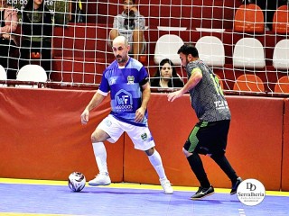 
<a style='margin-left: 5px;' class='btn btn-xs btn-social btn-facebook' href='https://www.facebook.com/sharer/sharer.php?u=https://ko-boladovale.web.getmuller.com.br/imgs/800-800-90/conteudo/fotos/1951/img4517.jpg' rel='popup' data-width='500' data-height='400'><i class='fa fa-facebook'></i>Compartilhar <span class='hidden-xs'>no Facebook</span>
</a> 
<a class='btn btn-default btn-xs' target='_blank' href='imgs/800-800-90/conteudo/fotos/1951/img4517.jpg'>
<span class='glyphicon glyphicon-cloud-download'></span> Salvar
</a> 
<span></span>