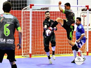 
<a style='margin-left: 5px;' class='btn btn-xs btn-social btn-facebook' href='https://www.facebook.com/sharer/sharer.php?u=https://ko-boladovale.web.getmuller.com.br/imgs/800-800-90/conteudo/fotos/1951/img4549.jpg' rel='popup' data-width='500' data-height='400'><i class='fa fa-facebook'></i>Compartilhar <span class='hidden-xs'>no Facebook</span>
</a> 
<a class='btn btn-default btn-xs' target='_blank' href='imgs/800-800-90/conteudo/fotos/1951/img4549.jpg'>
<span class='glyphicon glyphicon-cloud-download'></span> Salvar
</a> 
<span></span>