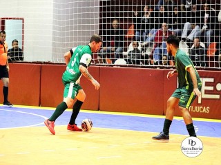 
<a style='margin-left: 5px;' class='btn btn-xs btn-social btn-facebook' href='https://www.facebook.com/sharer/sharer.php?u=https://ko-boladovale.web.getmuller.com.br/imgs/800-800-90/conteudo/fotos/1953/img4728.jpg' rel='popup' data-width='500' data-height='400'><i class='fa fa-facebook'></i>Compartilhar <span class='hidden-xs'>no Facebook</span>
</a> 
<a class='btn btn-default btn-xs' target='_blank' href='imgs/800-800-90/conteudo/fotos/1953/img4728.jpg'>
<span class='glyphicon glyphicon-cloud-download'></span> Salvar
</a> 
<span></span>