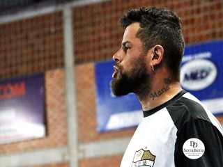 
<a style='margin-left: 5px;' class='btn btn-xs btn-social btn-facebook' href='https://www.facebook.com/sharer/sharer.php?u=https://ko-boladovale.web.getmuller.com.br/imgs/800-800-90/conteudo/fotos/1954/img4884.jpg' rel='popup' data-width='500' data-height='400'><i class='fa fa-facebook'></i>Compartilhar <span class='hidden-xs'>no Facebook</span>
</a> 
<a class='btn btn-default btn-xs' target='_blank' href='imgs/800-800-90/conteudo/fotos/1954/img4884.jpg'>
<span class='glyphicon glyphicon-cloud-download'></span> Salvar
</a> 
<span></span>