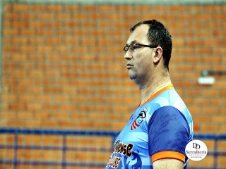 
<a style='margin-left: 5px;' class='btn btn-xs btn-social btn-facebook' href='https://www.facebook.com/sharer/sharer.php?u=https://ko-boladovale.web.getmuller.com.br/imgs/800-800-90/conteudo/fotos/1954/img4915.jpg' rel='popup' data-width='500' data-height='400'><i class='fa fa-facebook'></i>Compartilhar <span class='hidden-xs'>no Facebook</span>
</a> 
<a class='btn btn-default btn-xs' target='_blank' href='imgs/800-800-90/conteudo/fotos/1954/img4915.jpg'>
<span class='glyphicon glyphicon-cloud-download'></span> Salvar
</a> 
<span></span>