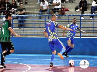 
<a style='margin-left: 5px;' class='btn btn-xs btn-social btn-facebook' href='https://www.facebook.com/sharer/sharer.php?u=https://ko-boladovale.web.getmuller.com.br/imgs/800-800-90/conteudo/fotos/1955/img4945.jpg' rel='popup' data-width='500' data-height='400'><i class='fa fa-facebook'></i>Compartilhar <span class='hidden-xs'>no Facebook</span>
</a> 
<a class='btn btn-default btn-xs' target='_blank' href='imgs/800-800-90/conteudo/fotos/1955/img4945.jpg'>
<span class='glyphicon glyphicon-cloud-download'></span> Salvar
</a> 
<span></span>