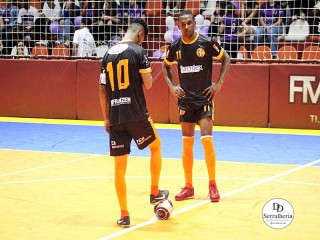 
<a style='margin-left: 5px;' class='btn btn-xs btn-social btn-facebook' href='https://www.facebook.com/sharer/sharer.php?u=https://ko-boladovale.web.getmuller.com.br/imgs/800-800-90/conteudo/fotos/1956/img6078.jpg' rel='popup' data-width='500' data-height='400'><i class='fa fa-facebook'></i>Compartilhar <span class='hidden-xs'>no Facebook</span>
</a> 
<a class='btn btn-default btn-xs' target='_blank' href='imgs/800-800-90/conteudo/fotos/1956/img6078.jpg'>
<span class='glyphicon glyphicon-cloud-download'></span> Salvar
</a> 
<span></span>