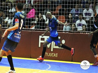 
<a style='margin-left: 5px;' class='btn btn-xs btn-social btn-facebook' href='https://www.facebook.com/sharer/sharer.php?u=https://ko-boladovale.web.getmuller.com.br/imgs/800-800-90/conteudo/fotos/1956/img6124.jpg' rel='popup' data-width='500' data-height='400'><i class='fa fa-facebook'></i>Compartilhar <span class='hidden-xs'>no Facebook</span>
</a> 
<a class='btn btn-default btn-xs' target='_blank' href='imgs/800-800-90/conteudo/fotos/1956/img6124.jpg'>
<span class='glyphicon glyphicon-cloud-download'></span> Salvar
</a> 
<span></span>