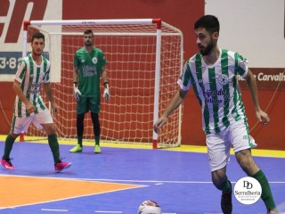 
<a style='margin-left: 5px;' class='btn btn-xs btn-social btn-facebook' href='https://www.facebook.com/sharer/sharer.php?u=https://ko-boladovale.web.getmuller.com.br/imgs/800-800-90/conteudo/fotos/1959/img5220.jpg' rel='popup' data-width='500' data-height='400'><i class='fa fa-facebook'></i>Compartilhar <span class='hidden-xs'>no Facebook</span>
</a> 
<a class='btn btn-default btn-xs' target='_blank' href='imgs/800-800-90/conteudo/fotos/1959/img5220.jpg'>
<span class='glyphicon glyphicon-cloud-download'></span> Salvar
</a> 
<span></span>