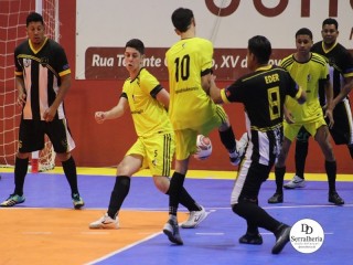 
<a style='margin-left: 5px;' class='btn btn-xs btn-social btn-facebook' href='https://www.facebook.com/sharer/sharer.php?u=https://ko-boladovale.web.getmuller.com.br/imgs/800-800-90/conteudo/fotos/1961/img5499.jpg' rel='popup' data-width='500' data-height='400'><i class='fa fa-facebook'></i>Compartilhar <span class='hidden-xs'>no Facebook</span>
</a> 
<a class='btn btn-default btn-xs' target='_blank' href='imgs/800-800-90/conteudo/fotos/1961/img5499.jpg'>
<span class='glyphicon glyphicon-cloud-download'></span> Salvar
</a> 
<span></span>