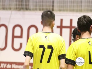 
<a style='margin-left: 5px;' class='btn btn-xs btn-social btn-facebook' href='https://www.facebook.com/sharer/sharer.php?u=https://ko-boladovale.web.getmuller.com.br/imgs/800-800-90/conteudo/fotos/1961/img5590.jpg' rel='popup' data-width='500' data-height='400'><i class='fa fa-facebook'></i>Compartilhar <span class='hidden-xs'>no Facebook</span>
</a> 
<a class='btn btn-default btn-xs' target='_blank' href='imgs/800-800-90/conteudo/fotos/1961/img5590.jpg'>
<span class='glyphicon glyphicon-cloud-download'></span> Salvar
</a> 
<span></span>