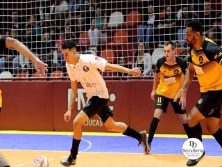 
<a style='margin-left: 5px;' class='btn btn-xs btn-social btn-facebook' href='https://www.facebook.com/sharer/sharer.php?u=https://ko-boladovale.web.getmuller.com.br/imgs/800-800-90/conteudo/fotos/1962/img5727.jpg' rel='popup' data-width='500' data-height='400'><i class='fa fa-facebook'></i>Compartilhar <span class='hidden-xs'>no Facebook</span>
</a> 
<a class='btn btn-default btn-xs' target='_blank' href='imgs/800-800-90/conteudo/fotos/1962/img5727.jpg'>
<span class='glyphicon glyphicon-cloud-download'></span> Salvar
</a> 
<span></span>