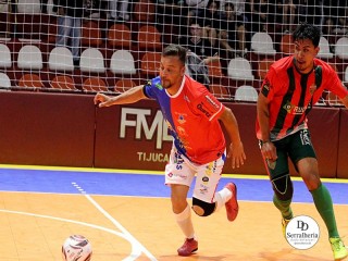 
<a style='margin-left: 5px;' class='btn btn-xs btn-social btn-facebook' href='https://www.facebook.com/sharer/sharer.php?u=https://ko-boladovale.web.getmuller.com.br/imgs/800-800-90/conteudo/fotos/1963/img5804.jpg' rel='popup' data-width='500' data-height='400'><i class='fa fa-facebook'></i>Compartilhar <span class='hidden-xs'>no Facebook</span>
</a> 
<a class='btn btn-default btn-xs' target='_blank' href='imgs/800-800-90/conteudo/fotos/1963/img5804.jpg'>
<span class='glyphicon glyphicon-cloud-download'></span> Salvar
</a> 
<span></span>