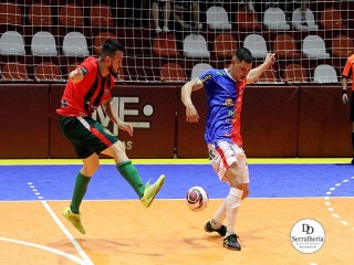 
<a style='margin-left: 5px;' class='btn btn-xs btn-social btn-facebook' href='https://www.facebook.com/sharer/sharer.php?u=https://ko-boladovale.web.getmuller.com.br/imgs/800-800-90/conteudo/fotos/1963/img5834.jpg' rel='popup' data-width='500' data-height='400'><i class='fa fa-facebook'></i>Compartilhar <span class='hidden-xs'>no Facebook</span>
</a> 
<a class='btn btn-default btn-xs' target='_blank' href='imgs/800-800-90/conteudo/fotos/1963/img5834.jpg'>
<span class='glyphicon glyphicon-cloud-download'></span> Salvar
</a> 
<span></span>