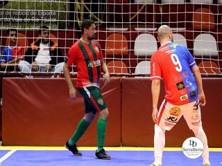 
<a style='margin-left: 5px;' class='btn btn-xs btn-social btn-facebook' href='https://www.facebook.com/sharer/sharer.php?u=https://ko-boladovale.web.getmuller.com.br/imgs/800-800-90/conteudo/fotos/1963/img5884.jpg' rel='popup' data-width='500' data-height='400'><i class='fa fa-facebook'></i>Compartilhar <span class='hidden-xs'>no Facebook</span>
</a> 
<a class='btn btn-default btn-xs' target='_blank' href='imgs/800-800-90/conteudo/fotos/1963/img5884.jpg'>
<span class='glyphicon glyphicon-cloud-download'></span> Salvar
</a> 
<span></span>