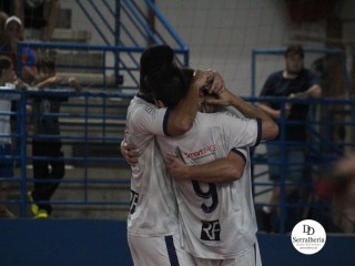 
<a style='margin-left: 5px;' class='btn btn-xs btn-social btn-facebook' href='https://www.facebook.com/sharer/sharer.php?u=https://ko-boladovale.web.getmuller.com.br/imgs/800-800-90/conteudo/fotos/1964/img6421.jpg' rel='popup' data-width='500' data-height='400'><i class='fa fa-facebook'></i>Compartilhar <span class='hidden-xs'>no Facebook</span>
</a> 
<a class='btn btn-default btn-xs' target='_blank' href='imgs/800-800-90/conteudo/fotos/1964/img6421.jpg'>
<span class='glyphicon glyphicon-cloud-download'></span> Salvar
</a> 
<span></span>