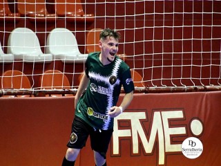 
<a style='margin-left: 5px;' class='btn btn-xs btn-social btn-facebook' href='https://www.facebook.com/sharer/sharer.php?u=https://ko-boladovale.web.getmuller.com.br/imgs/800-800-90/conteudo/fotos/1966/img5926.jpg' rel='popup' data-width='500' data-height='400'><i class='fa fa-facebook'></i>Compartilhar <span class='hidden-xs'>no Facebook</span>
</a> 
<a class='btn btn-default btn-xs' target='_blank' href='imgs/800-800-90/conteudo/fotos/1966/img5926.jpg'>
<span class='glyphicon glyphicon-cloud-download'></span> Salvar
</a> 
<span></span>