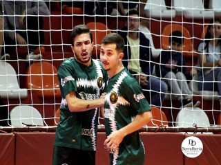 
<a style='margin-left: 5px;' class='btn btn-xs btn-social btn-facebook' href='https://www.facebook.com/sharer/sharer.php?u=https://ko-boladovale.web.getmuller.com.br/imgs/800-800-90/conteudo/fotos/1966/img5974.jpg' rel='popup' data-width='500' data-height='400'><i class='fa fa-facebook'></i>Compartilhar <span class='hidden-xs'>no Facebook</span>
</a> 
<a class='btn btn-default btn-xs' target='_blank' href='imgs/800-800-90/conteudo/fotos/1966/img5974.jpg'>
<span class='glyphicon glyphicon-cloud-download'></span> Salvar
</a> 
<span></span>