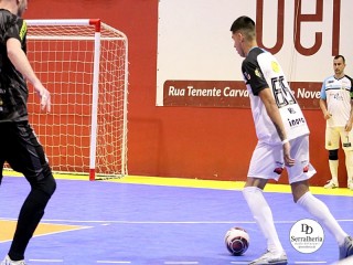 
<a style='margin-left: 5px;' class='btn btn-xs btn-social btn-facebook' href='https://www.facebook.com/sharer/sharer.php?u=https://ko-boladovale.web.getmuller.com.br/imgs/800-800-90/conteudo/fotos/1967/img6047.jpg' rel='popup' data-width='500' data-height='400'><i class='fa fa-facebook'></i>Compartilhar <span class='hidden-xs'>no Facebook</span>
</a> 
<a class='btn btn-default btn-xs' target='_blank' href='imgs/800-800-90/conteudo/fotos/1967/img6047.jpg'>
<span class='glyphicon glyphicon-cloud-download'></span> Salvar
</a> 
<span></span>