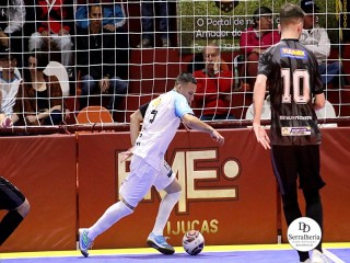 
<a style='margin-left: 5px;' class='btn btn-xs btn-social btn-facebook' href='https://www.facebook.com/sharer/sharer.php?u=https://ko-boladovale.web.getmuller.com.br/imgs/800-800-90/conteudo/fotos/1967/img6051.jpg' rel='popup' data-width='500' data-height='400'><i class='fa fa-facebook'></i>Compartilhar <span class='hidden-xs'>no Facebook</span>
</a> 
<a class='btn btn-default btn-xs' target='_blank' href='imgs/800-800-90/conteudo/fotos/1967/img6051.jpg'>
<span class='glyphicon glyphicon-cloud-download'></span> Salvar
</a> 
<span></span>