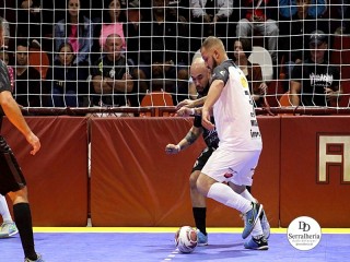 
<a style='margin-left: 5px;' class='btn btn-xs btn-social btn-facebook' href='https://www.facebook.com/sharer/sharer.php?u=https://ko-boladovale.web.getmuller.com.br/imgs/800-800-90/conteudo/fotos/1967/img6085.jpg' rel='popup' data-width='500' data-height='400'><i class='fa fa-facebook'></i>Compartilhar <span class='hidden-xs'>no Facebook</span>
</a> 
<a class='btn btn-default btn-xs' target='_blank' href='imgs/800-800-90/conteudo/fotos/1967/img6085.jpg'>
<span class='glyphicon glyphicon-cloud-download'></span> Salvar
</a> 
<span></span>