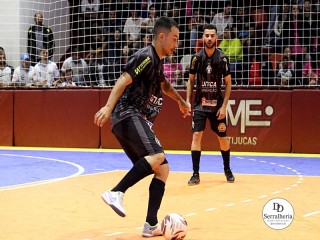 
<a style='margin-left: 5px;' class='btn btn-xs btn-social btn-facebook' href='https://www.facebook.com/sharer/sharer.php?u=https://ko-boladovale.web.getmuller.com.br/imgs/800-800-90/conteudo/fotos/1967/img6090.jpg' rel='popup' data-width='500' data-height='400'><i class='fa fa-facebook'></i>Compartilhar <span class='hidden-xs'>no Facebook</span>
</a> 
<a class='btn btn-default btn-xs' target='_blank' href='imgs/800-800-90/conteudo/fotos/1967/img6090.jpg'>
<span class='glyphicon glyphicon-cloud-download'></span> Salvar
</a> 
<span></span>