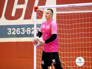 
<a style='margin-left: 5px;' class='btn btn-xs btn-social btn-facebook' href='https://www.facebook.com/sharer/sharer.php?u=https://ko-boladovale.web.getmuller.com.br/imgs/800-800-90/conteudo/fotos/1967/img6104.jpg' rel='popup' data-width='500' data-height='400'><i class='fa fa-facebook'></i>Compartilhar <span class='hidden-xs'>no Facebook</span>
</a> 
<a class='btn btn-default btn-xs' target='_blank' href='imgs/800-800-90/conteudo/fotos/1967/img6104.jpg'>
<span class='glyphicon glyphicon-cloud-download'></span> Salvar
</a> 
<span></span>