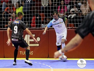 
<a style='margin-left: 5px;' class='btn btn-xs btn-social btn-facebook' href='https://www.facebook.com/sharer/sharer.php?u=https://ko-boladovale.web.getmuller.com.br/imgs/800-800-90/conteudo/fotos/1967/img6105.jpg' rel='popup' data-width='500' data-height='400'><i class='fa fa-facebook'></i>Compartilhar <span class='hidden-xs'>no Facebook</span>
</a> 
<a class='btn btn-default btn-xs' target='_blank' href='imgs/800-800-90/conteudo/fotos/1967/img6105.jpg'>
<span class='glyphicon glyphicon-cloud-download'></span> Salvar
</a> 
<span></span>