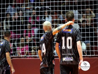 
<a style='margin-left: 5px;' class='btn btn-xs btn-social btn-facebook' href='https://www.facebook.com/sharer/sharer.php?u=https://ko-boladovale.web.getmuller.com.br/imgs/800-800-90/conteudo/fotos/1967/img6166.jpg' rel='popup' data-width='500' data-height='400'><i class='fa fa-facebook'></i>Compartilhar <span class='hidden-xs'>no Facebook</span>
</a> 
<a class='btn btn-default btn-xs' target='_blank' href='imgs/800-800-90/conteudo/fotos/1967/img6166.jpg'>
<span class='glyphicon glyphicon-cloud-download'></span> Salvar
</a> 
<span></span>