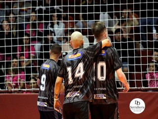 
<a style='margin-left: 5px;' class='btn btn-xs btn-social btn-facebook' href='https://www.facebook.com/sharer/sharer.php?u=https://ko-boladovale.web.getmuller.com.br/imgs/800-800-90/conteudo/fotos/1967/img6167.jpg' rel='popup' data-width='500' data-height='400'><i class='fa fa-facebook'></i>Compartilhar <span class='hidden-xs'>no Facebook</span>
</a> 
<a class='btn btn-default btn-xs' target='_blank' href='imgs/800-800-90/conteudo/fotos/1967/img6167.jpg'>
<span class='glyphicon glyphicon-cloud-download'></span> Salvar
</a> 
<span></span>