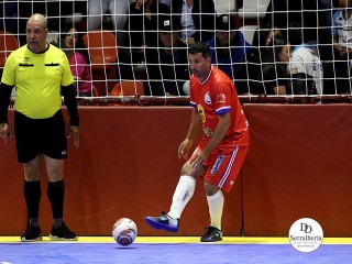 
<a style='margin-left: 5px;' class='btn btn-xs btn-social btn-facebook' href='https://www.facebook.com/sharer/sharer.php?u=https://ko-boladovale.web.getmuller.com.br/imgs/800-800-90/conteudo/fotos/1968/img6197.jpg' rel='popup' data-width='500' data-height='400'><i class='fa fa-facebook'></i>Compartilhar <span class='hidden-xs'>no Facebook</span>
</a> 
<a class='btn btn-default btn-xs' target='_blank' href='imgs/800-800-90/conteudo/fotos/1968/img6197.jpg'>
<span class='glyphicon glyphicon-cloud-download'></span> Salvar
</a> 
<span></span>