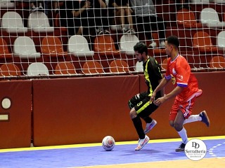 
<a style='margin-left: 5px;' class='btn btn-xs btn-social btn-facebook' href='https://www.facebook.com/sharer/sharer.php?u=https://ko-boladovale.web.getmuller.com.br/imgs/800-800-90/conteudo/fotos/1968/img6224.jpg' rel='popup' data-width='500' data-height='400'><i class='fa fa-facebook'></i>Compartilhar <span class='hidden-xs'>no Facebook</span>
</a> 
<a class='btn btn-default btn-xs' target='_blank' href='imgs/800-800-90/conteudo/fotos/1968/img6224.jpg'>
<span class='glyphicon glyphicon-cloud-download'></span> Salvar
</a> 
<span></span>