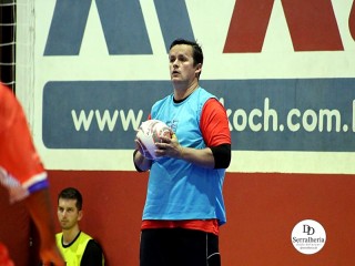 
<a style='margin-left: 5px;' class='btn btn-xs btn-social btn-facebook' href='https://www.facebook.com/sharer/sharer.php?u=https://ko-boladovale.web.getmuller.com.br/imgs/800-800-90/conteudo/fotos/1968/img6228.jpg' rel='popup' data-width='500' data-height='400'><i class='fa fa-facebook'></i>Compartilhar <span class='hidden-xs'>no Facebook</span>
</a> 
<a class='btn btn-default btn-xs' target='_blank' href='imgs/800-800-90/conteudo/fotos/1968/img6228.jpg'>
<span class='glyphicon glyphicon-cloud-download'></span> Salvar
</a> 
<span></span>