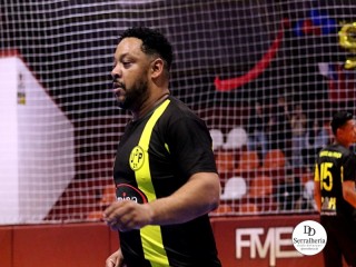 
<a style='margin-left: 5px;' class='btn btn-xs btn-social btn-facebook' href='https://www.facebook.com/sharer/sharer.php?u=https://ko-boladovale.web.getmuller.com.br/imgs/800-800-90/conteudo/fotos/1968/img6322.jpg' rel='popup' data-width='500' data-height='400'><i class='fa fa-facebook'></i>Compartilhar <span class='hidden-xs'>no Facebook</span>
</a> 
<a class='btn btn-default btn-xs' target='_blank' href='imgs/800-800-90/conteudo/fotos/1968/img6322.jpg'>
<span class='glyphicon glyphicon-cloud-download'></span> Salvar
</a> 
<span></span>