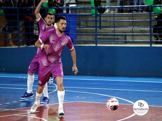 
<a style='margin-left: 5px;' class='btn btn-xs btn-social btn-facebook' href='https://www.facebook.com/sharer/sharer.php?u=https://ko-boladovale.web.getmuller.com.br/imgs/800-800-90/conteudo/fotos/1969/img6365.jpg' rel='popup' data-width='500' data-height='400'><i class='fa fa-facebook'></i>Compartilhar <span class='hidden-xs'>no Facebook</span>
</a> 
<a class='btn btn-default btn-xs' target='_blank' href='imgs/800-800-90/conteudo/fotos/1969/img6365.jpg'>
<span class='glyphicon glyphicon-cloud-download'></span> Salvar
</a> 
<span></span>