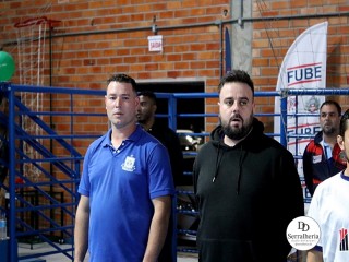 
<a style='margin-left: 5px;' class='btn btn-xs btn-social btn-facebook' href='https://www.facebook.com/sharer/sharer.php?u=https://ko-boladovale.web.getmuller.com.br/imgs/800-800-90/conteudo/fotos/1970/img6510.jpg' rel='popup' data-width='500' data-height='400'><i class='fa fa-facebook'></i>Compartilhar <span class='hidden-xs'>no Facebook</span>
</a> 
<a class='btn btn-default btn-xs' target='_blank' href='imgs/800-800-90/conteudo/fotos/1970/img6510.jpg'>
<span class='glyphicon glyphicon-cloud-download'></span> Salvar
</a> 
<span></span>