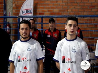 
<a style='margin-left: 5px;' class='btn btn-xs btn-social btn-facebook' href='https://www.facebook.com/sharer/sharer.php?u=https://ko-boladovale.web.getmuller.com.br/imgs/800-800-90/conteudo/fotos/1970/img6511.jpg' rel='popup' data-width='500' data-height='400'><i class='fa fa-facebook'></i>Compartilhar <span class='hidden-xs'>no Facebook</span>
</a> 
<a class='btn btn-default btn-xs' target='_blank' href='imgs/800-800-90/conteudo/fotos/1970/img6511.jpg'>
<span class='glyphicon glyphicon-cloud-download'></span> Salvar
</a> 
<span></span>