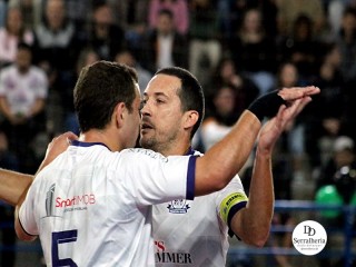 
<a style='margin-left: 5px;' class='btn btn-xs btn-social btn-facebook' href='https://www.facebook.com/sharer/sharer.php?u=https://ko-boladovale.web.getmuller.com.br/imgs/800-800-90/conteudo/fotos/1970/img6592.jpg' rel='popup' data-width='500' data-height='400'><i class='fa fa-facebook'></i>Compartilhar <span class='hidden-xs'>no Facebook</span>
</a> 
<a class='btn btn-default btn-xs' target='_blank' href='imgs/800-800-90/conteudo/fotos/1970/img6592.jpg'>
<span class='glyphicon glyphicon-cloud-download'></span> Salvar
</a> 
<span></span>