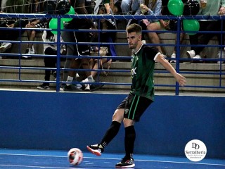 
<a style='margin-left: 5px;' class='btn btn-xs btn-social btn-facebook' href='https://www.facebook.com/sharer/sharer.php?u=https://ko-boladovale.web.getmuller.com.br/imgs/800-800-90/conteudo/fotos/1970/img6612.jpg' rel='popup' data-width='500' data-height='400'><i class='fa fa-facebook'></i>Compartilhar <span class='hidden-xs'>no Facebook</span>
</a> 
<a class='btn btn-default btn-xs' target='_blank' href='imgs/800-800-90/conteudo/fotos/1970/img6612.jpg'>
<span class='glyphicon glyphicon-cloud-download'></span> Salvar
</a> 
<span></span>