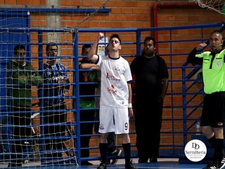 
<a style='margin-left: 5px;' class='btn btn-xs btn-social btn-facebook' href='https://www.facebook.com/sharer/sharer.php?u=https://ko-boladovale.web.getmuller.com.br/imgs/800-800-90/conteudo/fotos/1970/img6655.jpg' rel='popup' data-width='500' data-height='400'><i class='fa fa-facebook'></i>Compartilhar <span class='hidden-xs'>no Facebook</span>
</a> 
<a class='btn btn-default btn-xs' target='_blank' href='imgs/800-800-90/conteudo/fotos/1970/img6655.jpg'>
<span class='glyphicon glyphicon-cloud-download'></span> Salvar
</a> 
<span></span>