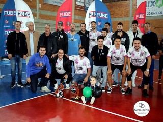 
<a style='margin-left: 5px;' class='btn btn-xs btn-social btn-facebook' href='https://www.facebook.com/sharer/sharer.php?u=https://ko-boladovale.web.getmuller.com.br/imgs/800-800-90/conteudo/fotos/1971/img6740.jpg' rel='popup' data-width='500' data-height='400'><i class='fa fa-facebook'></i>Compartilhar <span class='hidden-xs'>no Facebook</span>
</a> 
<a class='btn btn-default btn-xs' target='_blank' href='imgs/800-800-90/conteudo/fotos/1971/img6740.jpg'>
<span class='glyphicon glyphicon-cloud-download'></span> Salvar
</a> 
<span></span>