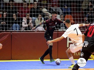 
<a style='margin-left: 5px;' class='btn btn-xs btn-social btn-facebook' href='https://www.facebook.com/sharer/sharer.php?u=https://ko-boladovale.web.getmuller.com.br/imgs/800-800-90/conteudo/fotos/1973/img6851.jpg' rel='popup' data-width='500' data-height='400'><i class='fa fa-facebook'></i>Compartilhar <span class='hidden-xs'>no Facebook</span>
</a> 
<a class='btn btn-default btn-xs' target='_blank' href='imgs/800-800-90/conteudo/fotos/1973/img6851.jpg'>
<span class='glyphicon glyphicon-cloud-download'></span> Salvar
</a> 
<span></span>