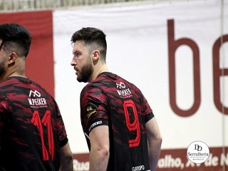 
<a style='margin-left: 5px;' class='btn btn-xs btn-social btn-facebook' href='https://www.facebook.com/sharer/sharer.php?u=https://ko-boladovale.web.getmuller.com.br/imgs/800-800-90/conteudo/fotos/1973/img6882.jpg' rel='popup' data-width='500' data-height='400'><i class='fa fa-facebook'></i>Compartilhar <span class='hidden-xs'>no Facebook</span>
</a> 
<a class='btn btn-default btn-xs' target='_blank' href='imgs/800-800-90/conteudo/fotos/1973/img6882.jpg'>
<span class='glyphicon glyphicon-cloud-download'></span> Salvar
</a> 
<span></span>