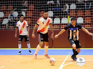 
<a style='margin-left: 5px;' class='btn btn-xs btn-social btn-facebook' href='https://www.facebook.com/sharer/sharer.php?u=https://ko-boladovale.web.getmuller.com.br/imgs/800-800-90/conteudo/fotos/1974/img6973.jpg' rel='popup' data-width='500' data-height='400'><i class='fa fa-facebook'></i>Compartilhar <span class='hidden-xs'>no Facebook</span>
</a> 
<a class='btn btn-default btn-xs' target='_blank' href='imgs/800-800-90/conteudo/fotos/1974/img6973.jpg'>
<span class='glyphicon glyphicon-cloud-download'></span> Salvar
</a> 
<span></span>