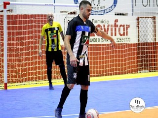 
<a style='margin-left: 5px;' class='btn btn-xs btn-social btn-facebook' href='https://www.facebook.com/sharer/sharer.php?u=https://ko-boladovale.web.getmuller.com.br/imgs/800-800-90/conteudo/fotos/1974/img7019.jpg' rel='popup' data-width='500' data-height='400'><i class='fa fa-facebook'></i>Compartilhar <span class='hidden-xs'>no Facebook</span>
</a> 
<a class='btn btn-default btn-xs' target='_blank' href='imgs/800-800-90/conteudo/fotos/1974/img7019.jpg'>
<span class='glyphicon glyphicon-cloud-download'></span> Salvar
</a> 
<span></span>