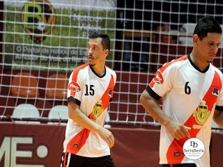 
<a style='margin-left: 5px;' class='btn btn-xs btn-social btn-facebook' href='https://www.facebook.com/sharer/sharer.php?u=https://ko-boladovale.web.getmuller.com.br/imgs/800-800-90/conteudo/fotos/1974/img7024.jpg' rel='popup' data-width='500' data-height='400'><i class='fa fa-facebook'></i>Compartilhar <span class='hidden-xs'>no Facebook</span>
</a> 
<a class='btn btn-default btn-xs' target='_blank' href='imgs/800-800-90/conteudo/fotos/1974/img7024.jpg'>
<span class='glyphicon glyphicon-cloud-download'></span> Salvar
</a> 
<span></span>