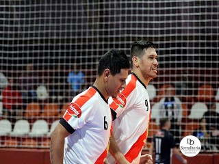 
<a style='margin-left: 5px;' class='btn btn-xs btn-social btn-facebook' href='https://www.facebook.com/sharer/sharer.php?u=https://ko-boladovale.web.getmuller.com.br/imgs/800-800-90/conteudo/fotos/1974/img7048.jpg' rel='popup' data-width='500' data-height='400'><i class='fa fa-facebook'></i>Compartilhar <span class='hidden-xs'>no Facebook</span>
</a> 
<a class='btn btn-default btn-xs' target='_blank' href='imgs/800-800-90/conteudo/fotos/1974/img7048.jpg'>
<span class='glyphicon glyphicon-cloud-download'></span> Salvar
</a> 
<span></span>