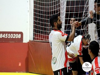 
<a style='margin-left: 5px;' class='btn btn-xs btn-social btn-facebook' href='https://www.facebook.com/sharer/sharer.php?u=https://ko-boladovale.web.getmuller.com.br/imgs/800-800-90/conteudo/fotos/1974/img7054.jpg' rel='popup' data-width='500' data-height='400'><i class='fa fa-facebook'></i>Compartilhar <span class='hidden-xs'>no Facebook</span>
</a> 
<a class='btn btn-default btn-xs' target='_blank' href='imgs/800-800-90/conteudo/fotos/1974/img7054.jpg'>
<span class='glyphicon glyphicon-cloud-download'></span> Salvar
</a> 
<span></span>