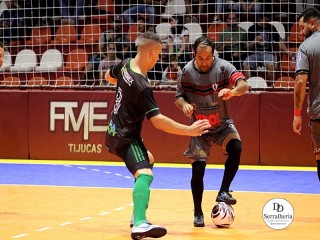 
<a style='margin-left: 5px;' class='btn btn-xs btn-social btn-facebook' href='https://www.facebook.com/sharer/sharer.php?u=https://ko-boladovale.web.getmuller.com.br/imgs/800-800-90/conteudo/fotos/1976/img7093.jpg' rel='popup' data-width='500' data-height='400'><i class='fa fa-facebook'></i>Compartilhar <span class='hidden-xs'>no Facebook</span>
</a> 
<a class='btn btn-default btn-xs' target='_blank' href='imgs/800-800-90/conteudo/fotos/1976/img7093.jpg'>
<span class='glyphicon glyphicon-cloud-download'></span> Salvar
</a> 
<span></span>